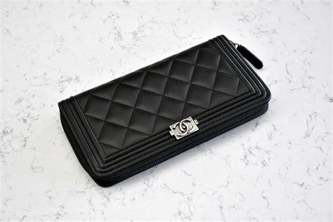 chanel outlet wallet|chanel wallet price.